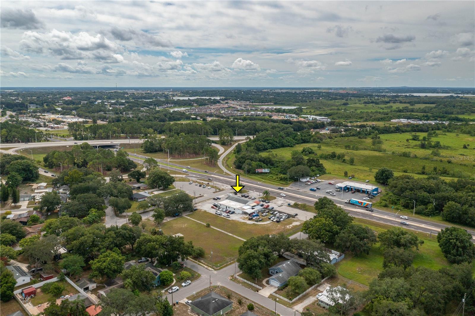 1104 17-92 HWY W
