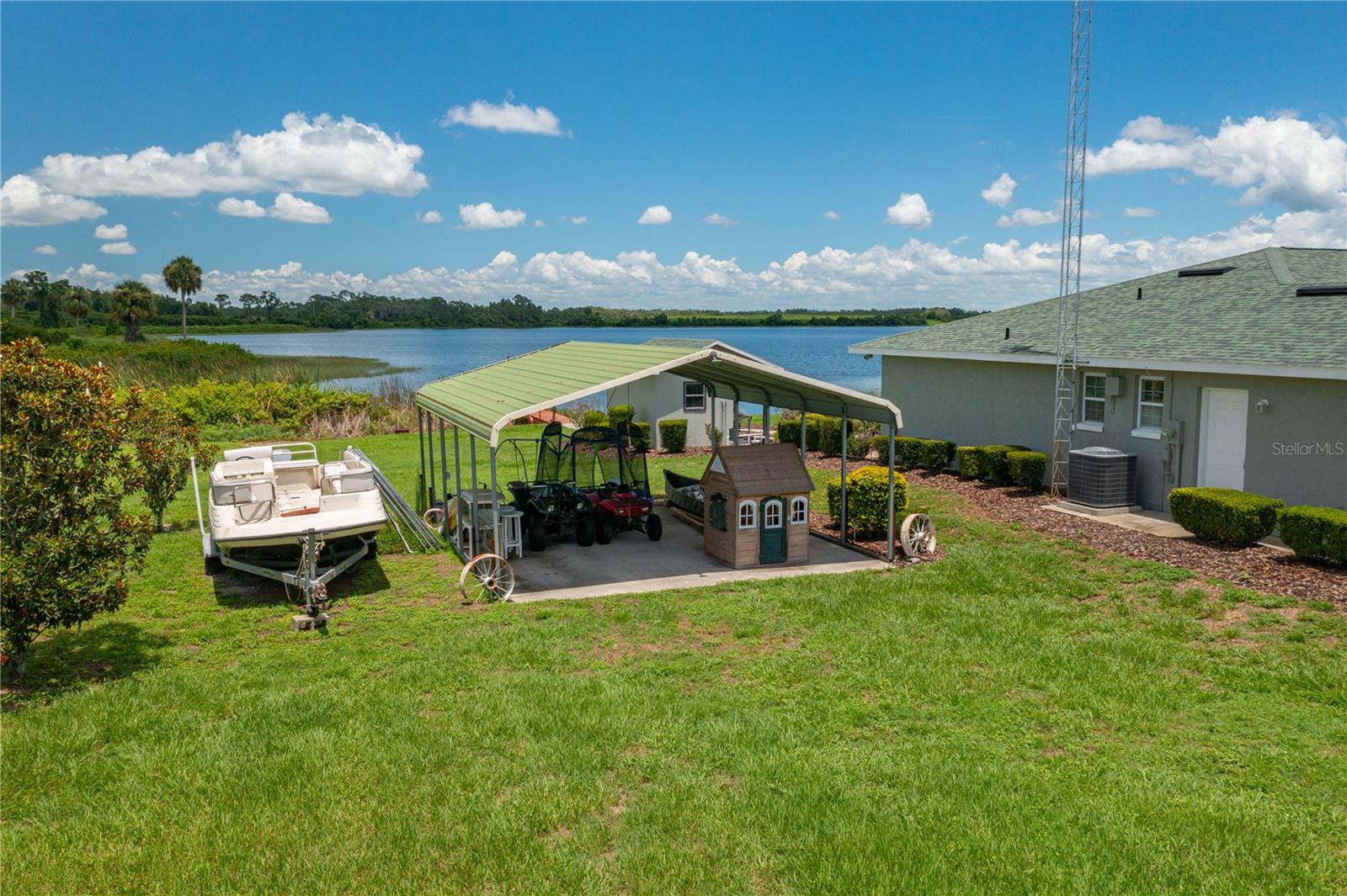 1702 PARKS LAKE RD