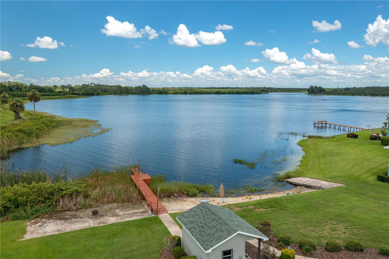 1702 PARKS LAKE RD