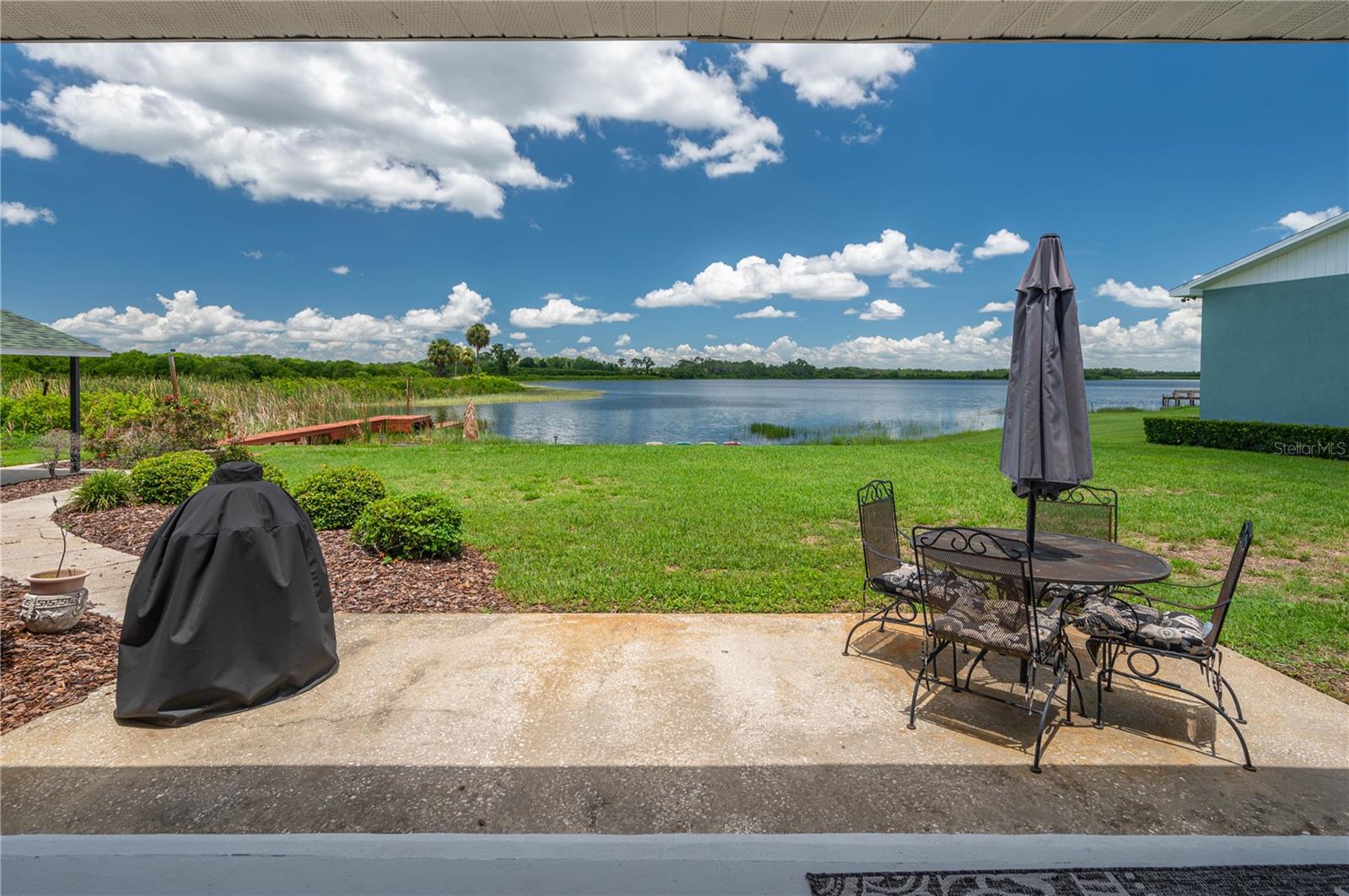 1702 PARKS LAKE RD