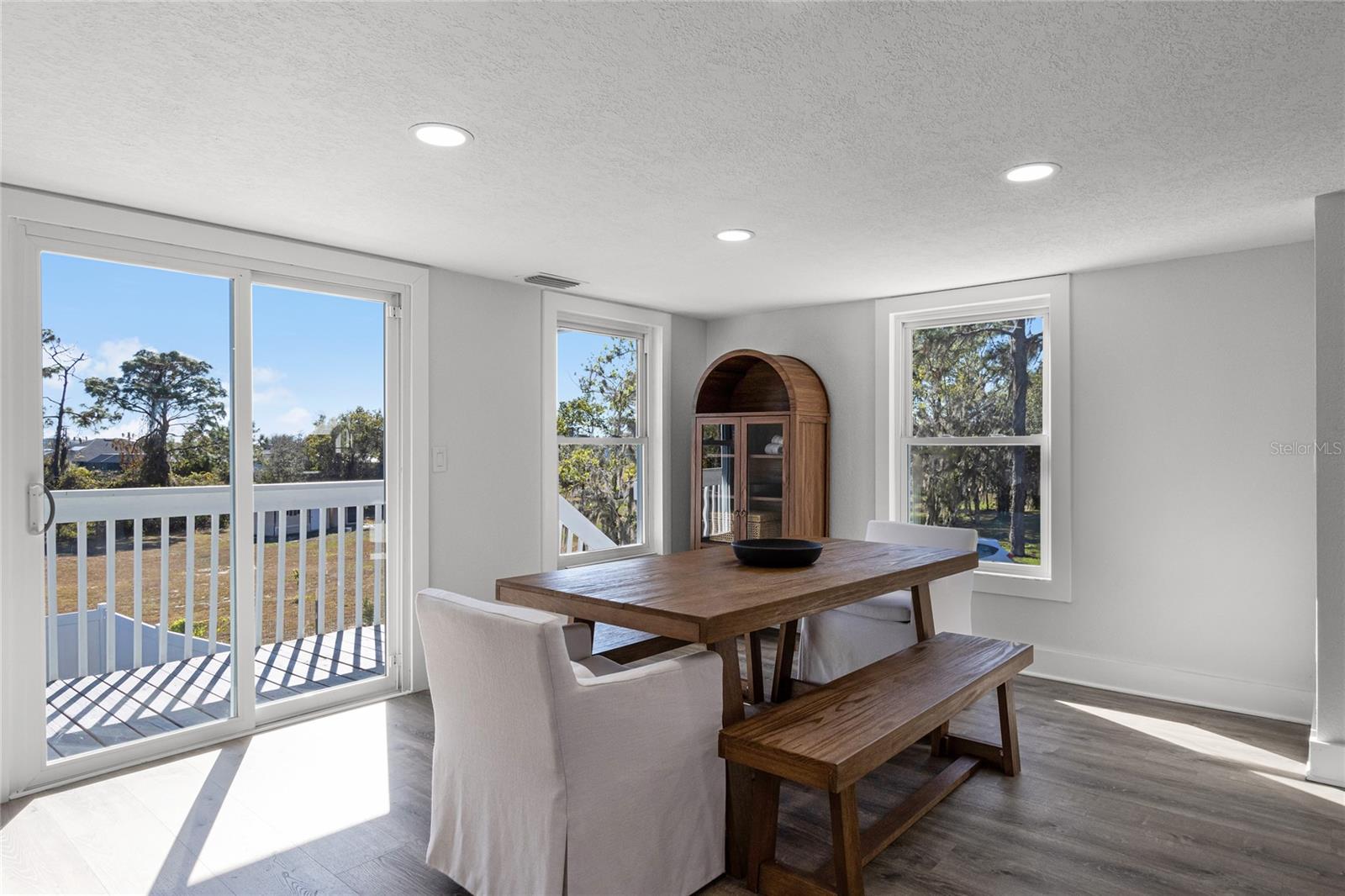 128 CALOOSA DR