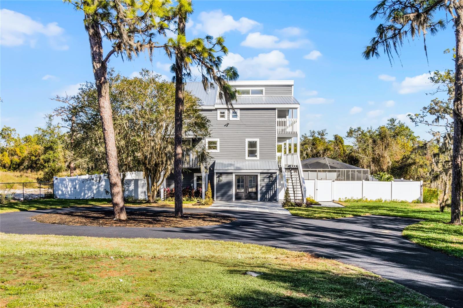 128 CALOOSA DR