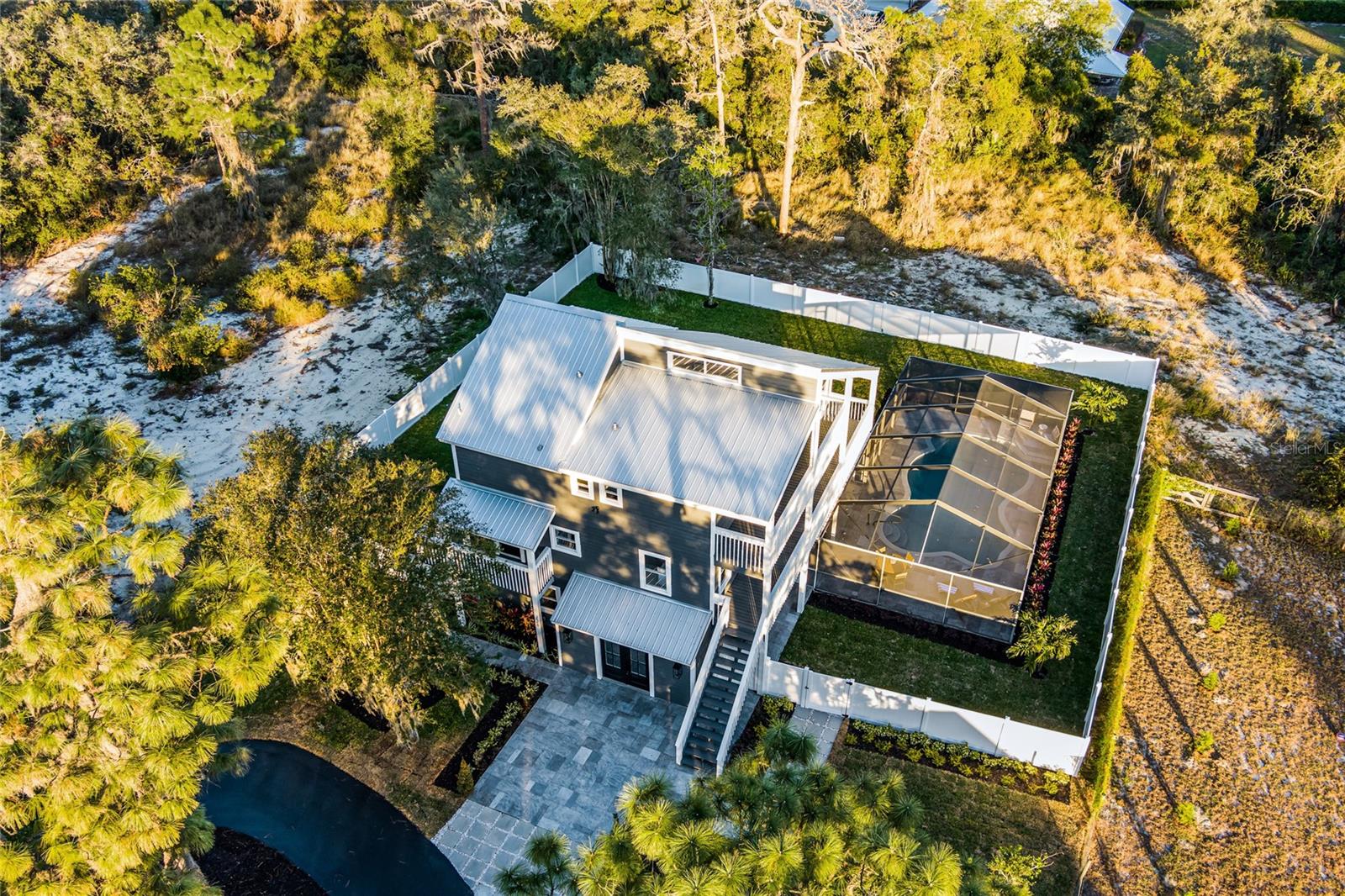 128 CALOOSA DR