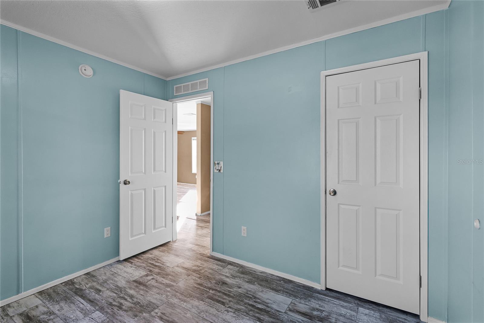 1408 MCCLELLAN RD