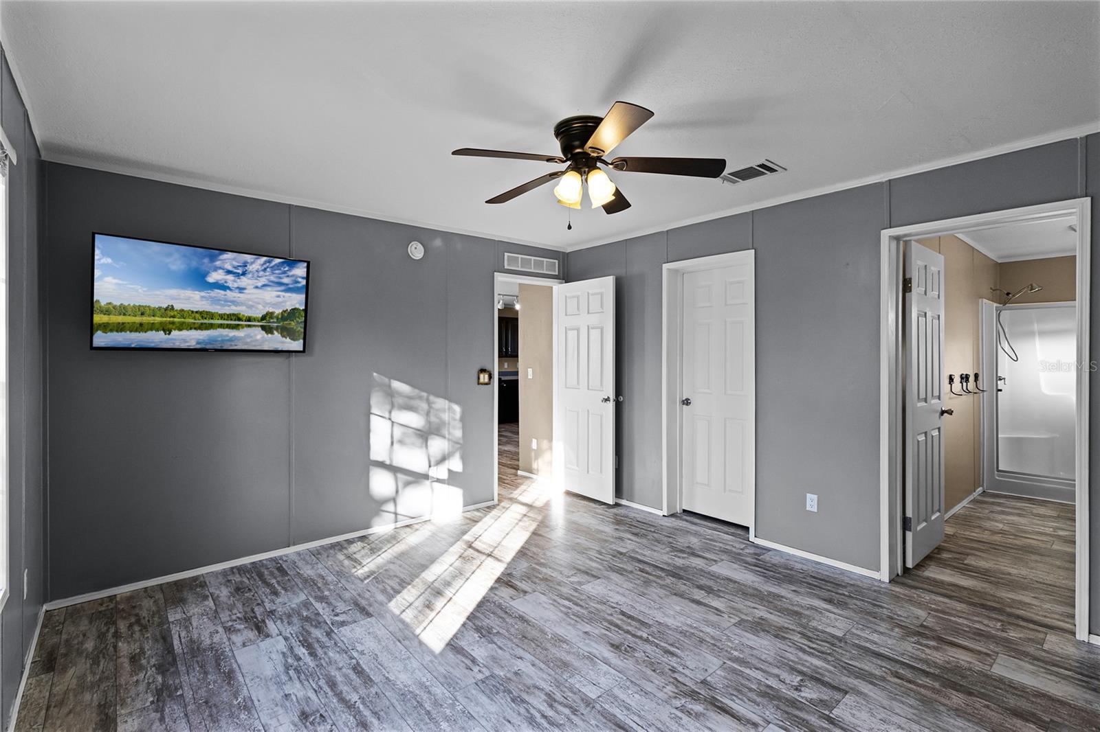1408 MCCLELLAN RD