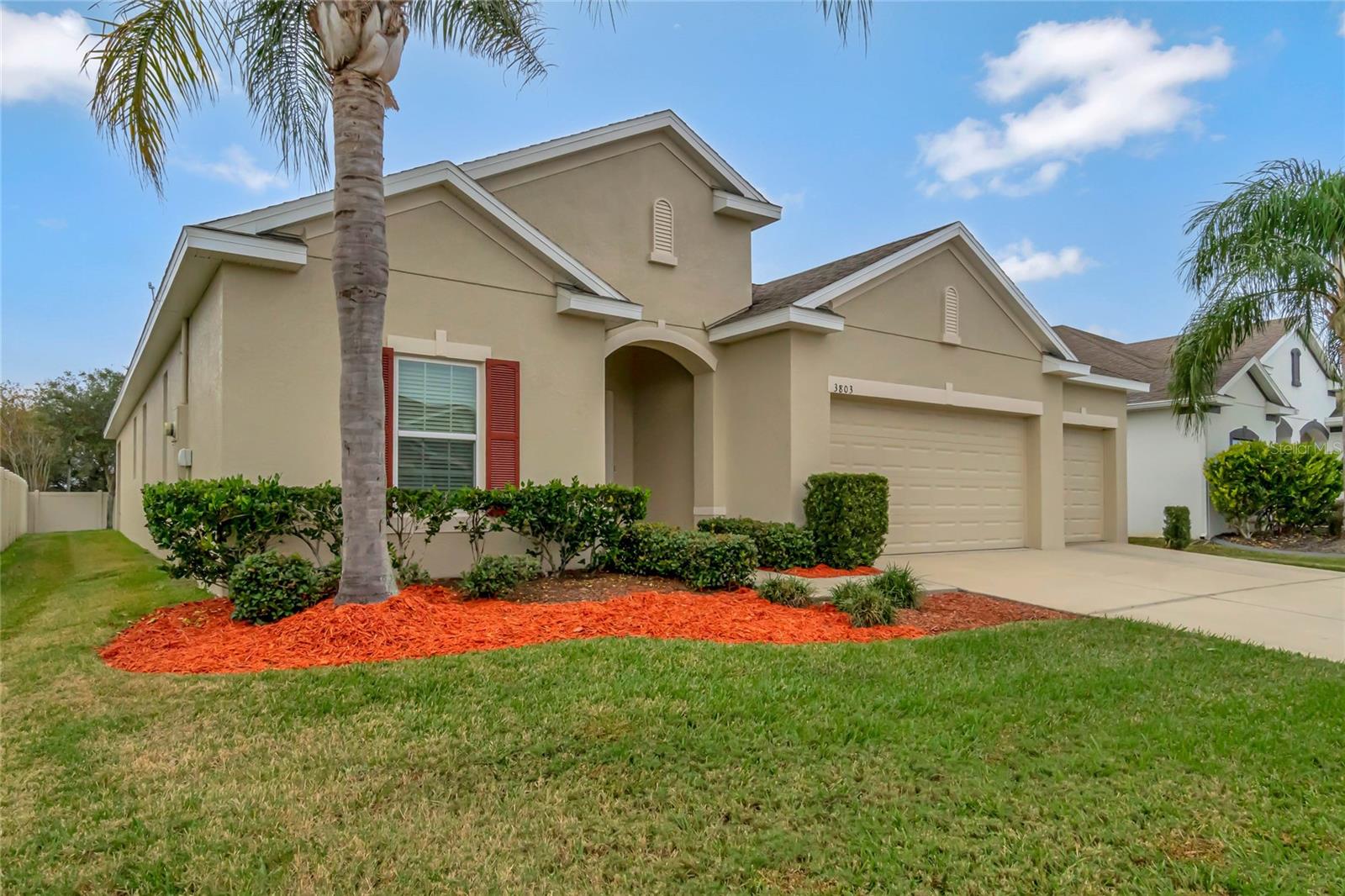 3803 WIND DANCER CIR