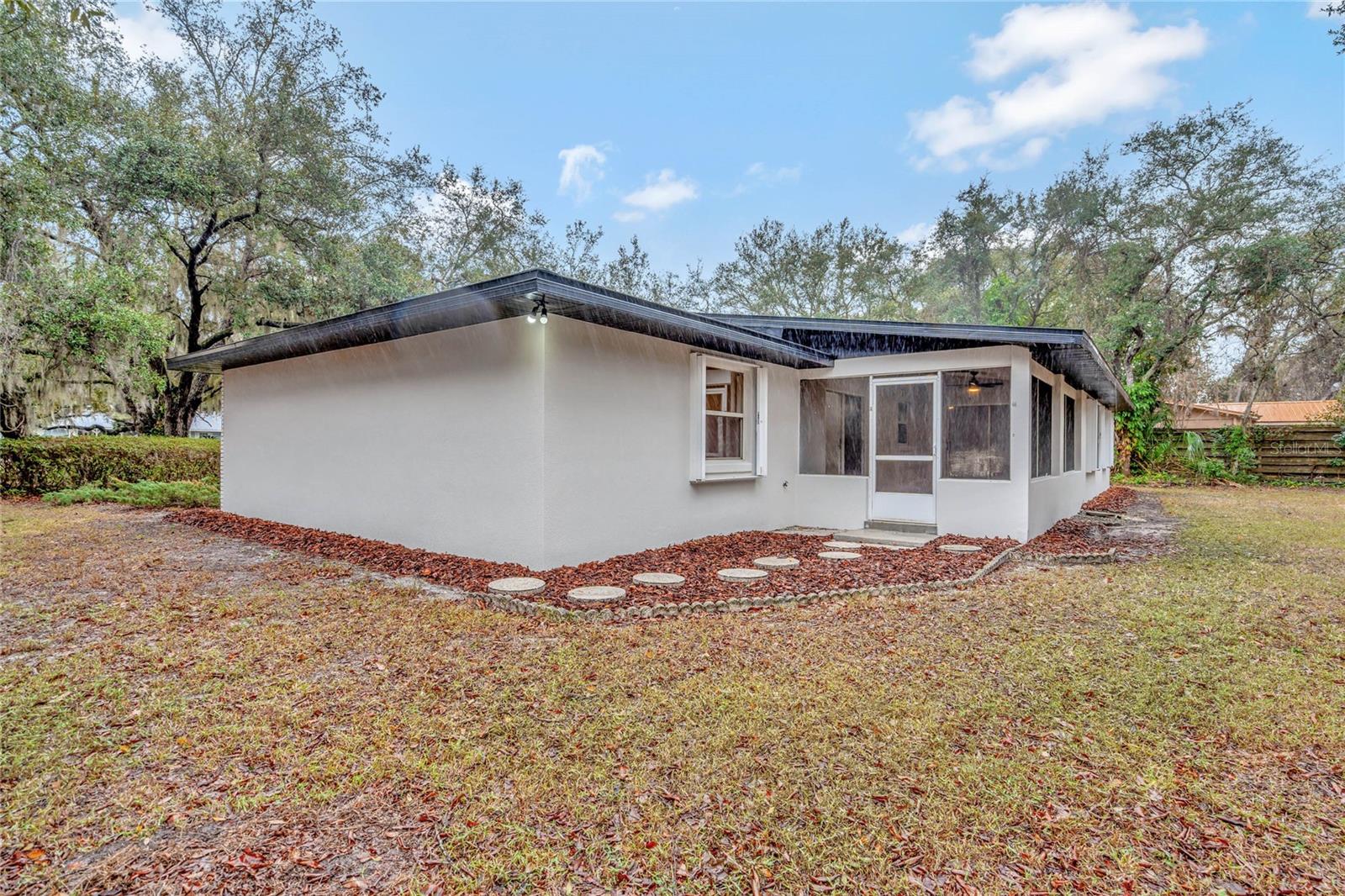 2027 CAPPS RD