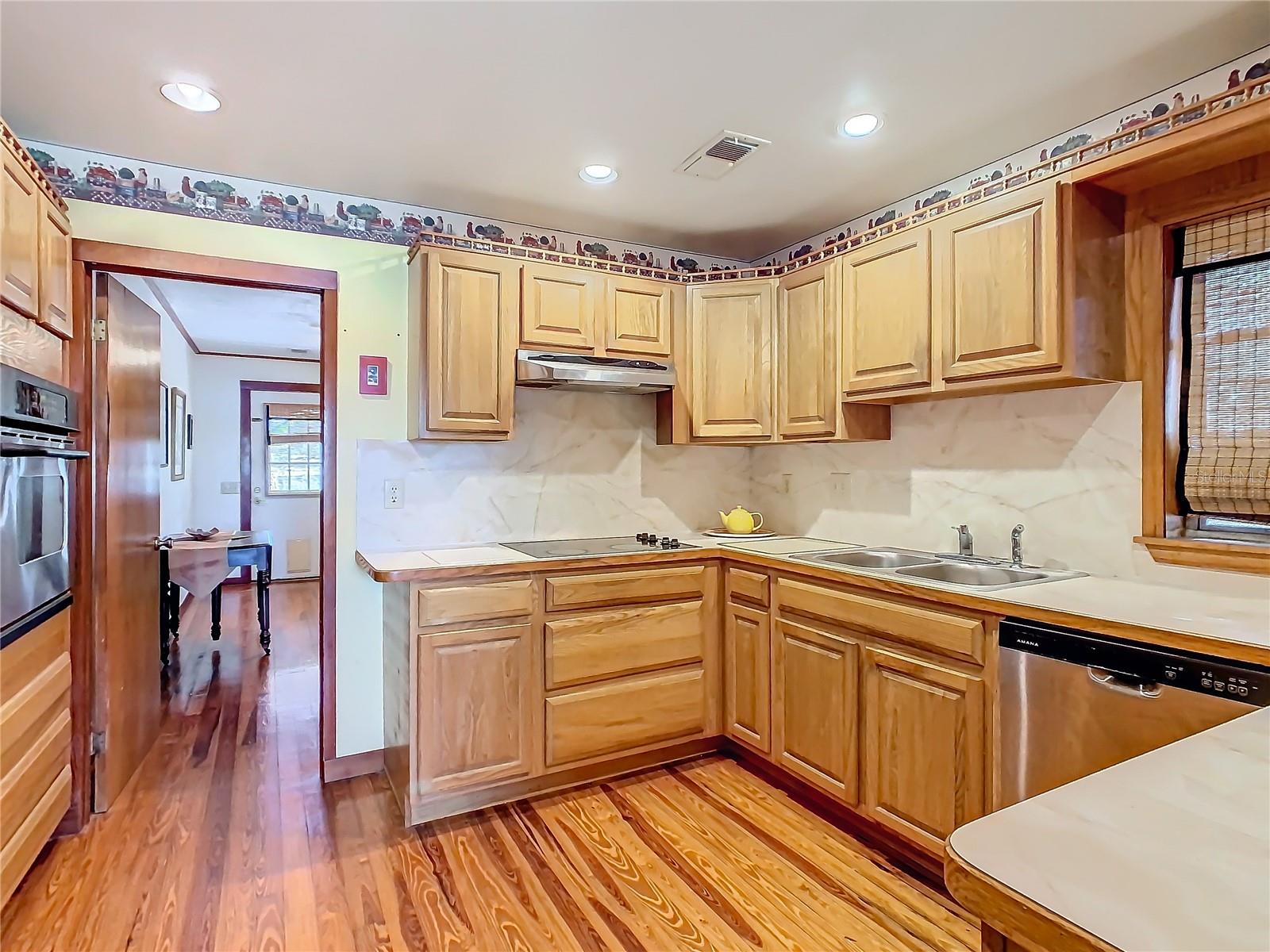 1107 SAINT ANNE SHRINE RD