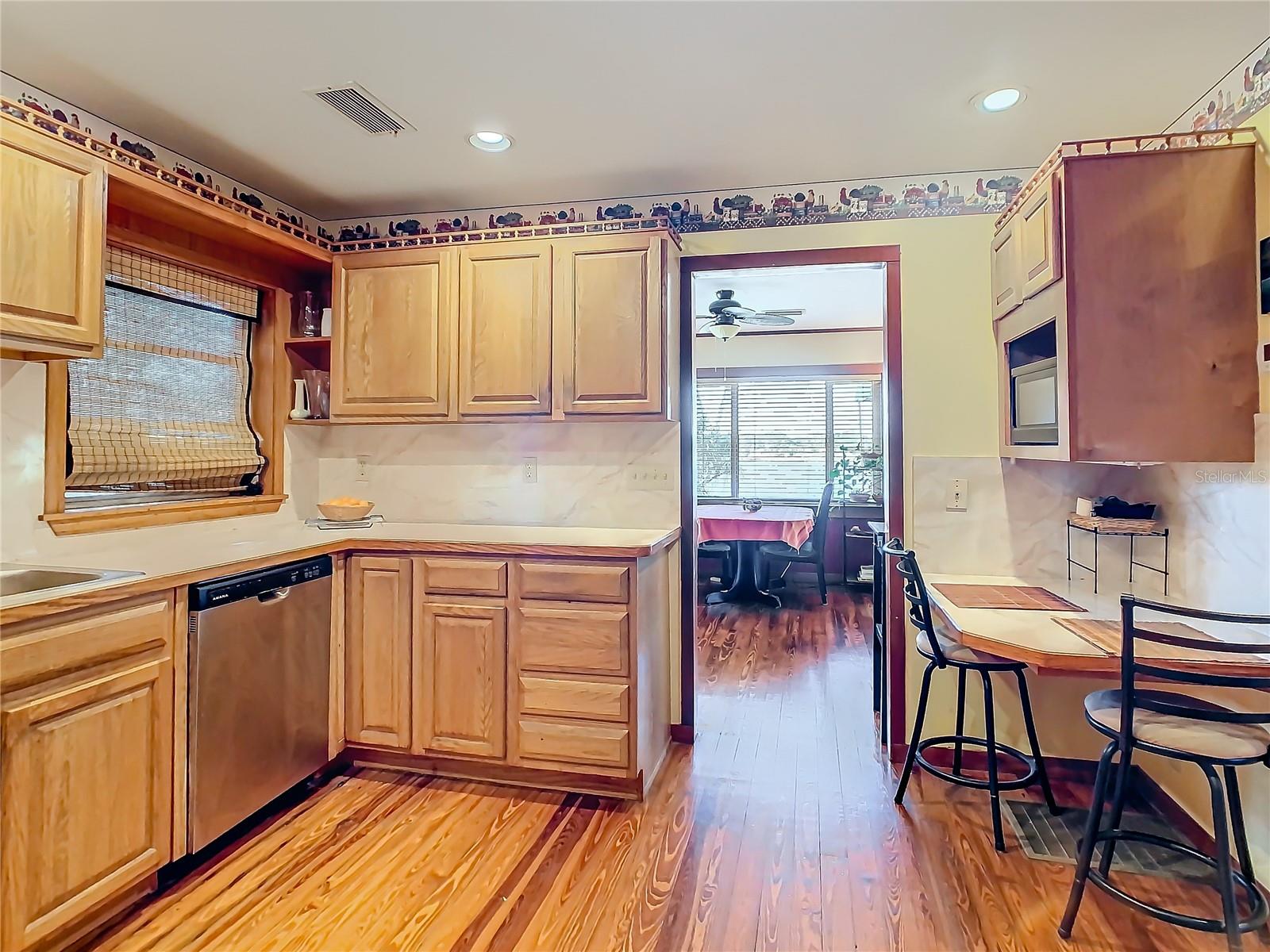 1107 SAINT ANNE SHRINE RD