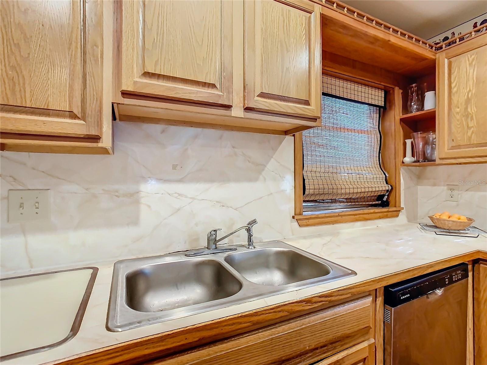 1107 SAINT ANNE SHRINE RD