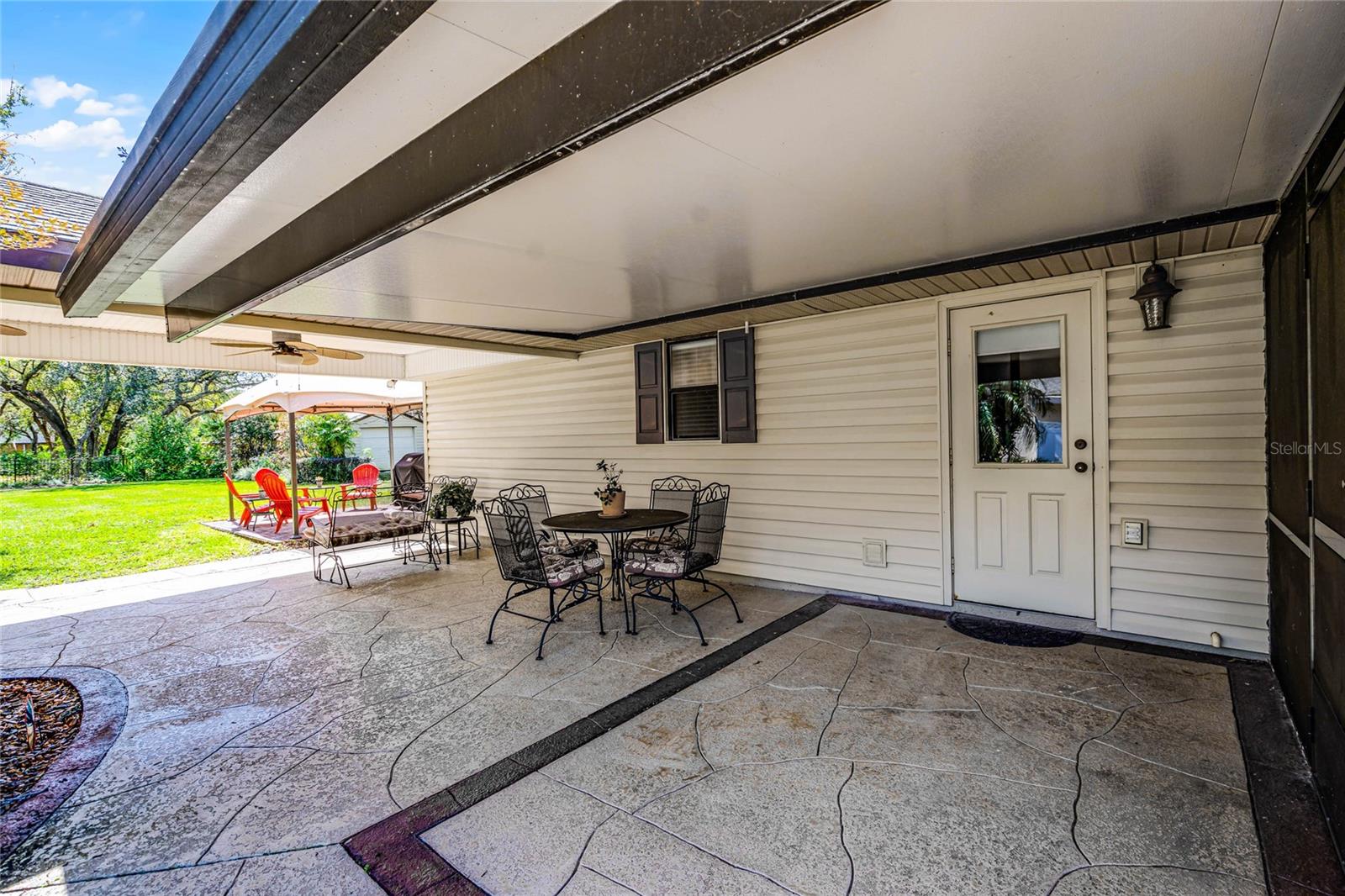 3614 TWISTED OAK CT