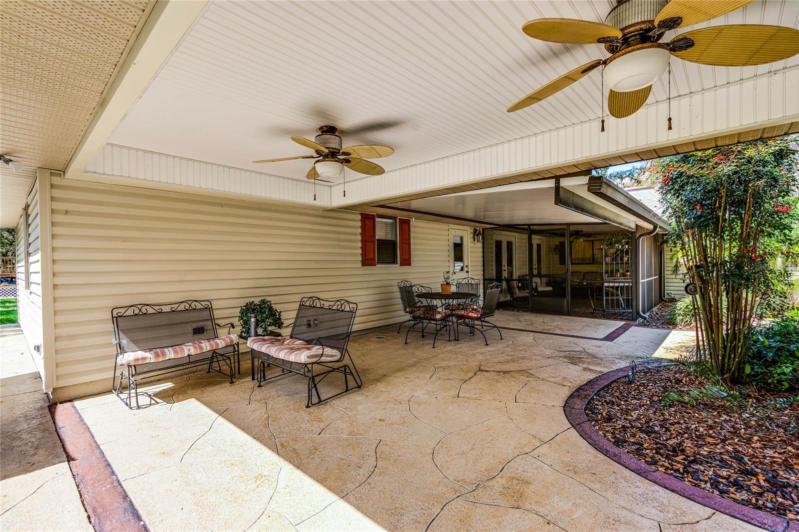 3614 TWISTED OAK CT