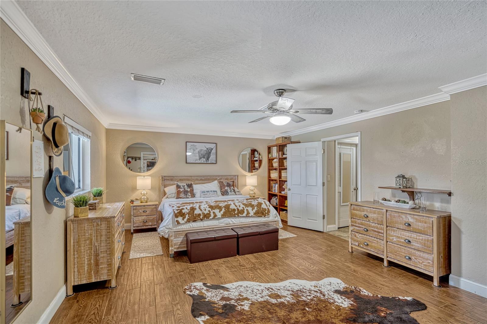 2350 CRUMP RD