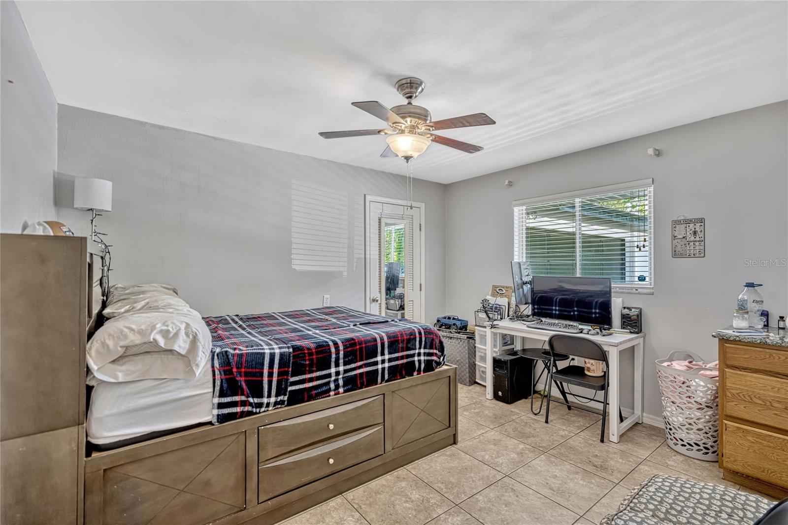 2350 CRUMP RD