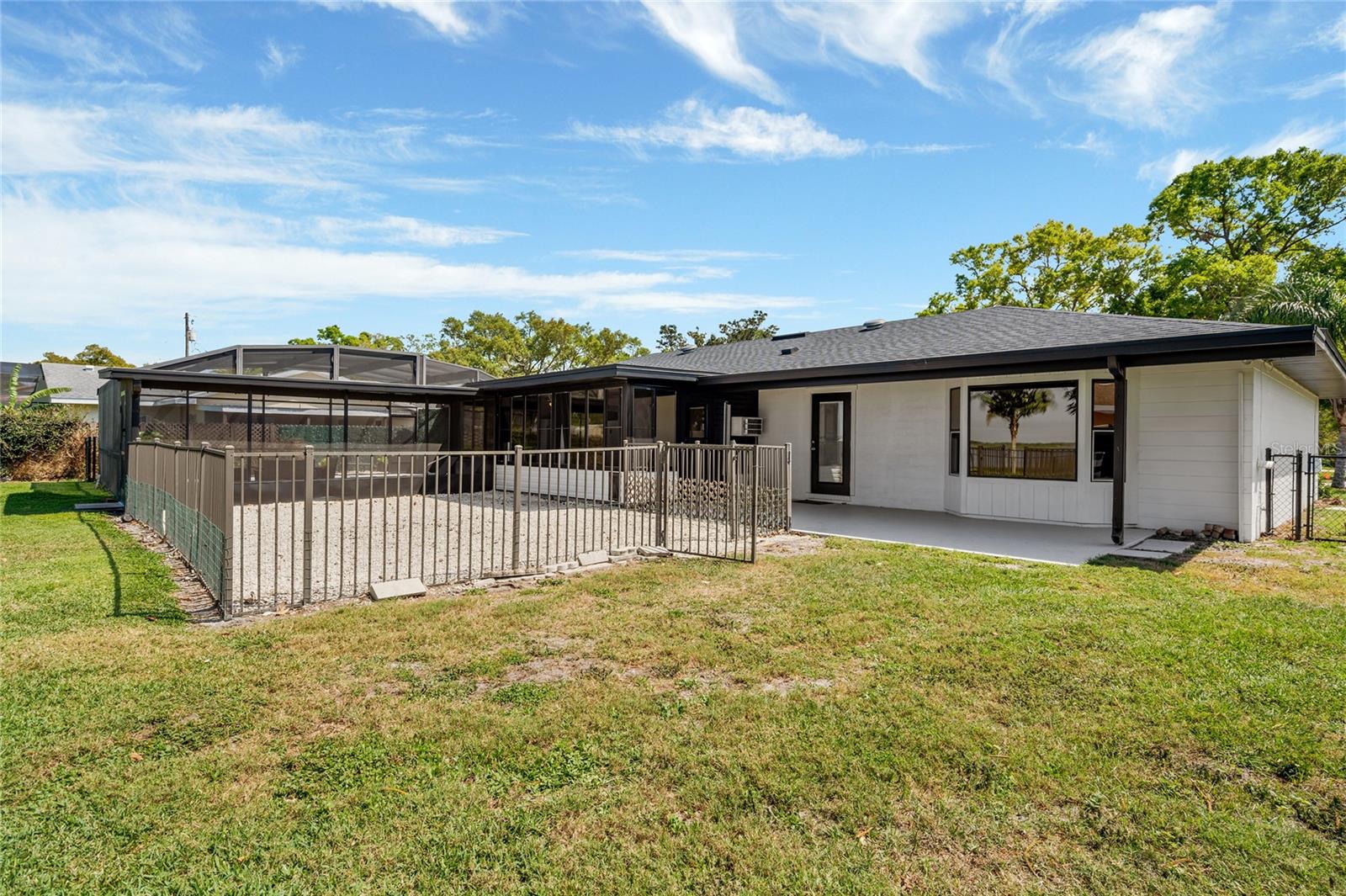 2350 CRUMP RD