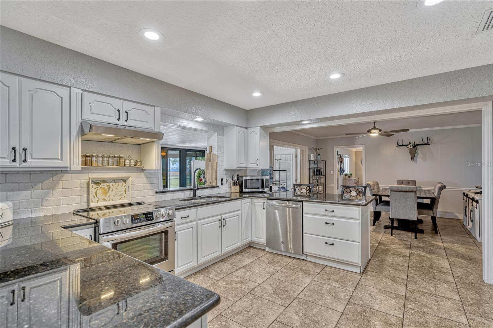 2350 CRUMP RD