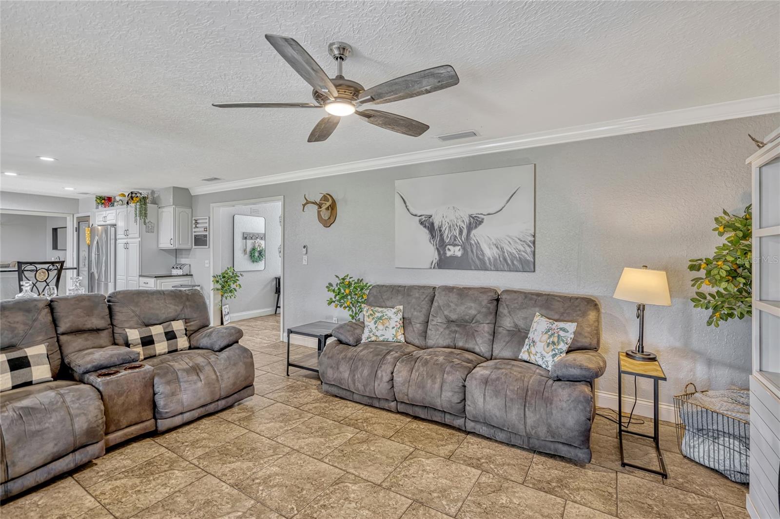 2350 CRUMP RD