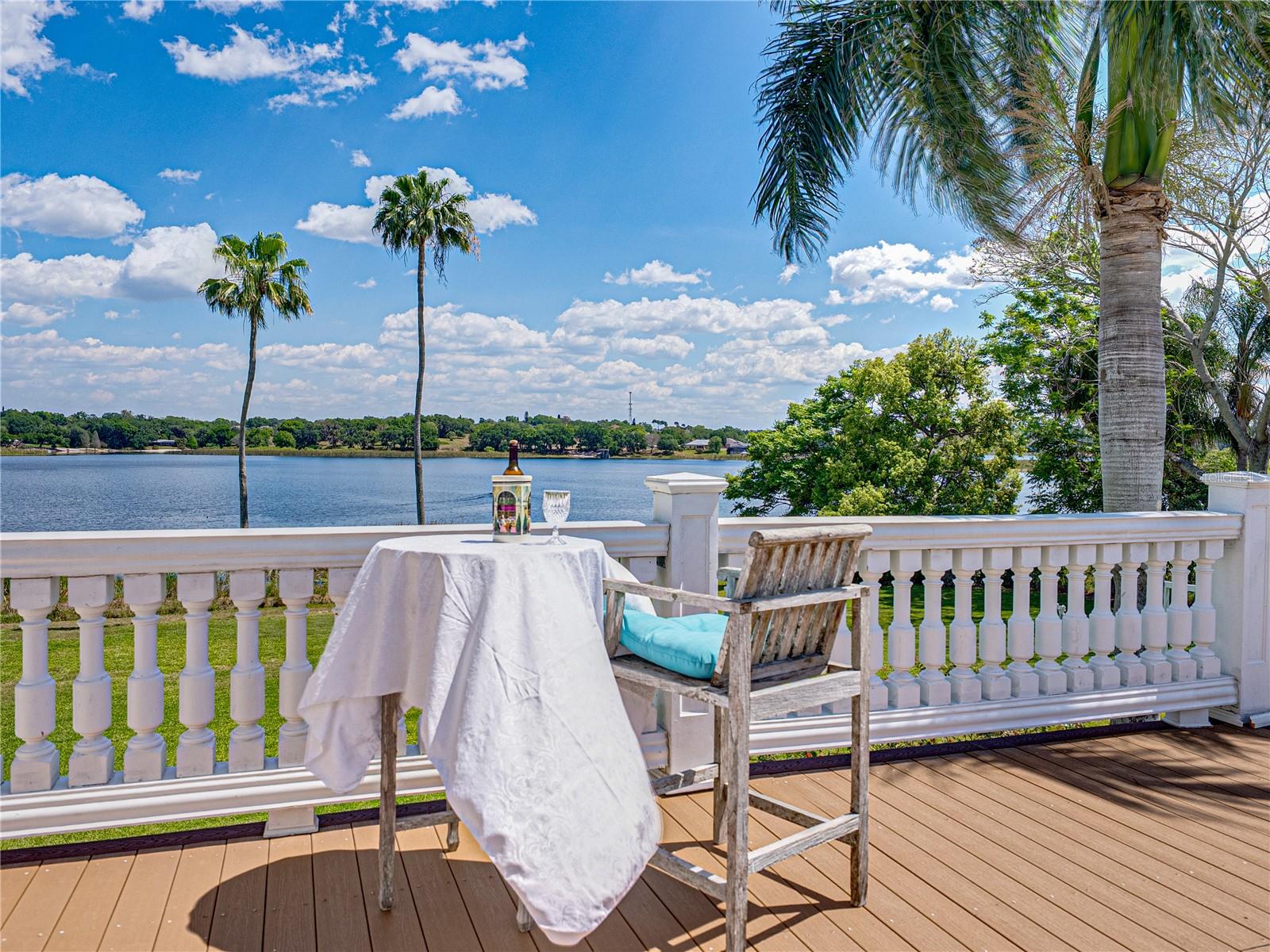 125 E GRAHAM PARK DR
