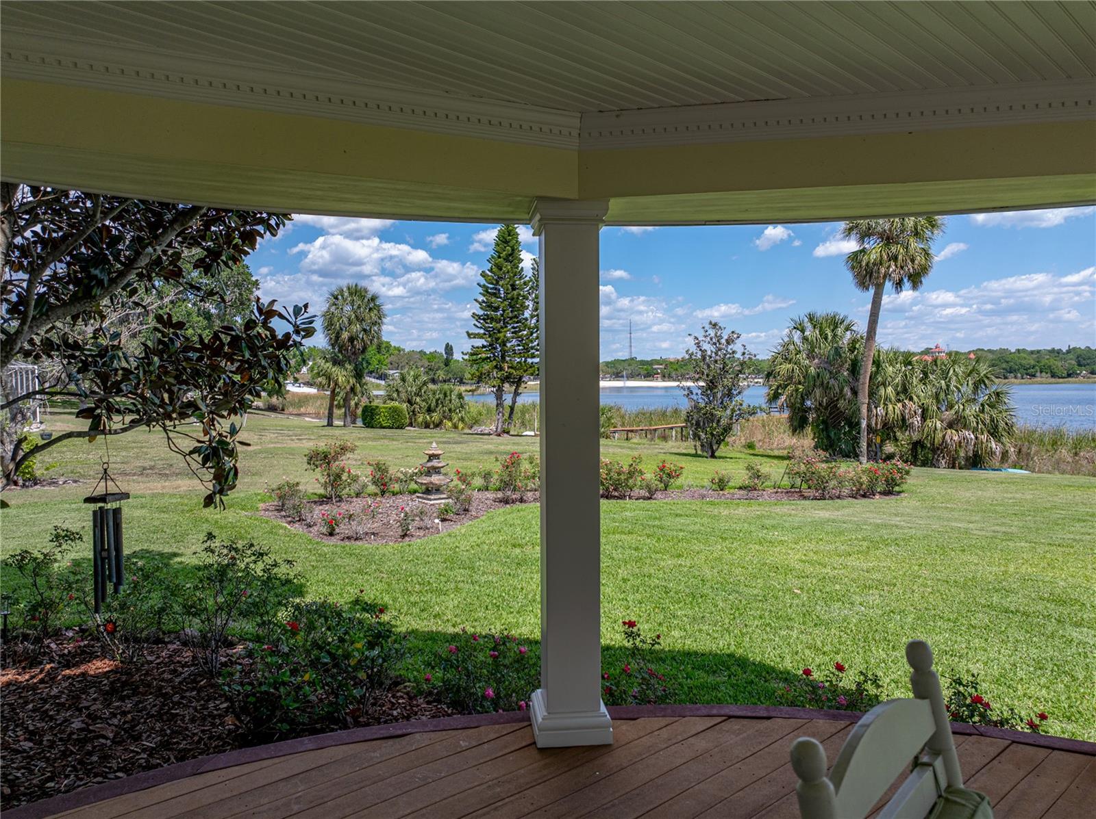 125 E GRAHAM PARK DR