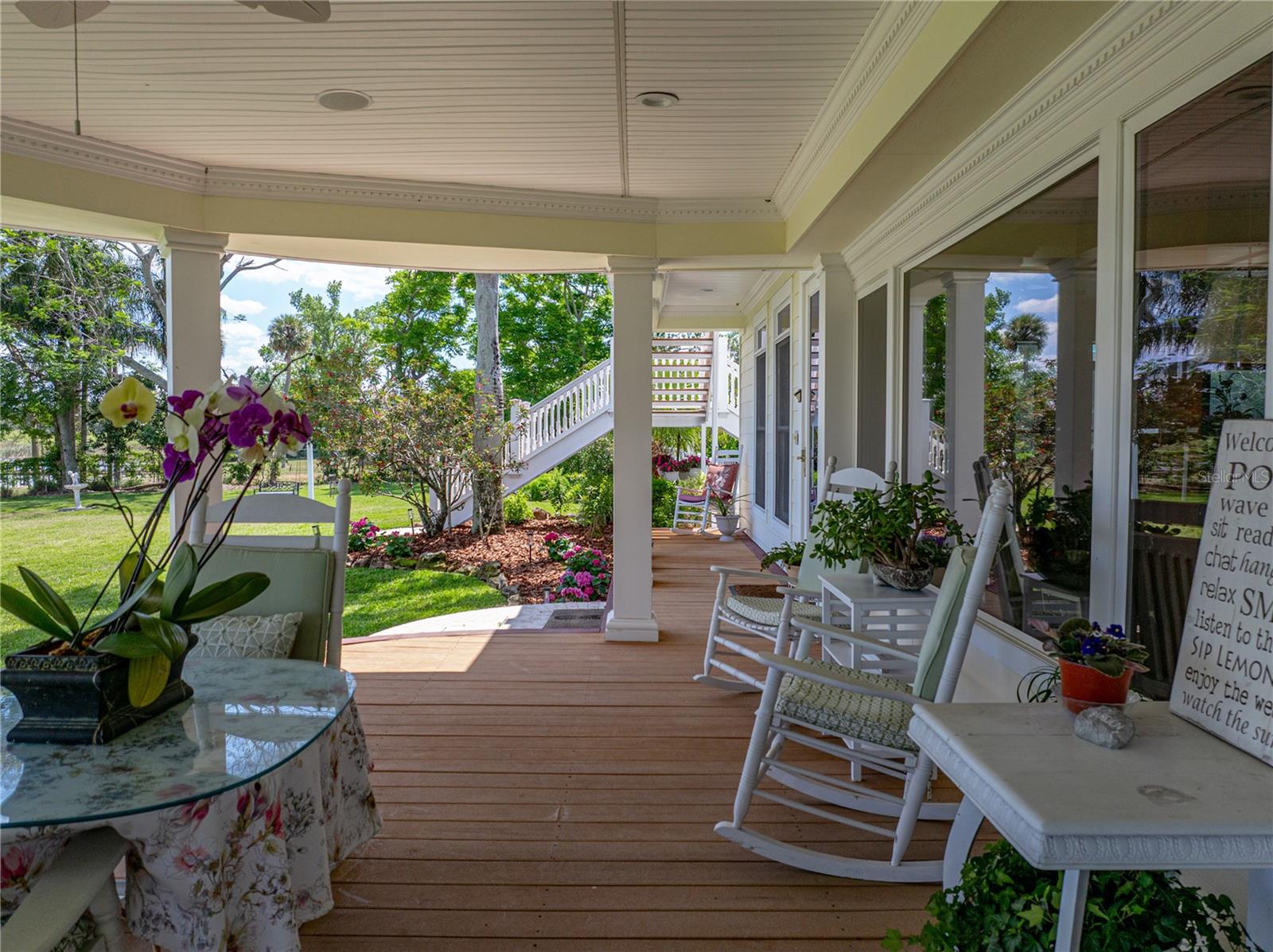 125 E GRAHAM PARK DR