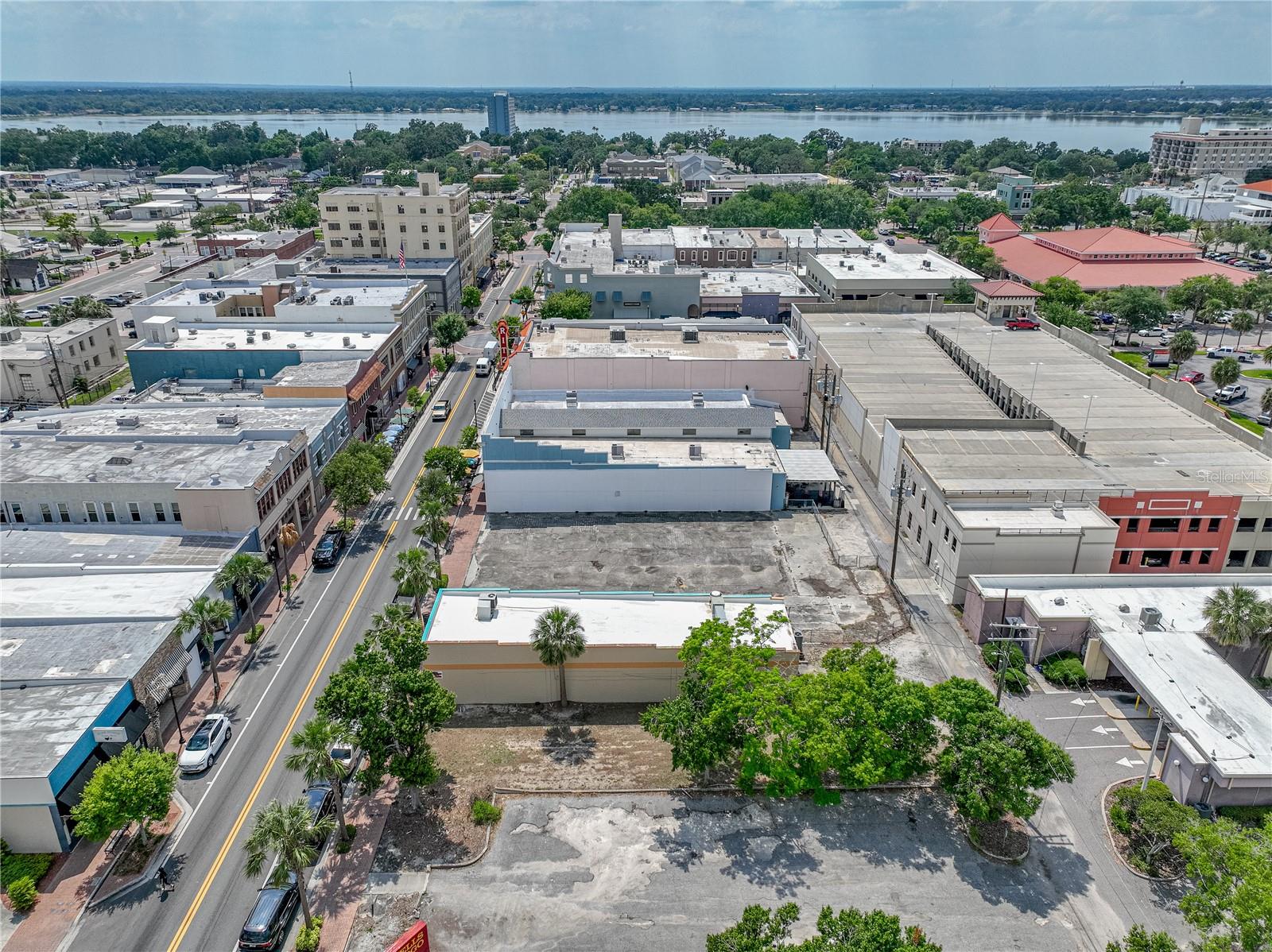 233 W CENTRAL AVE