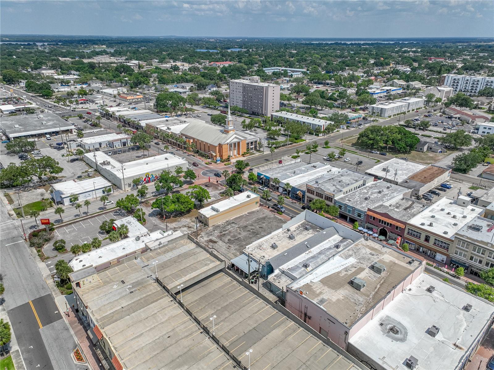 233 W CENTRAL AVE