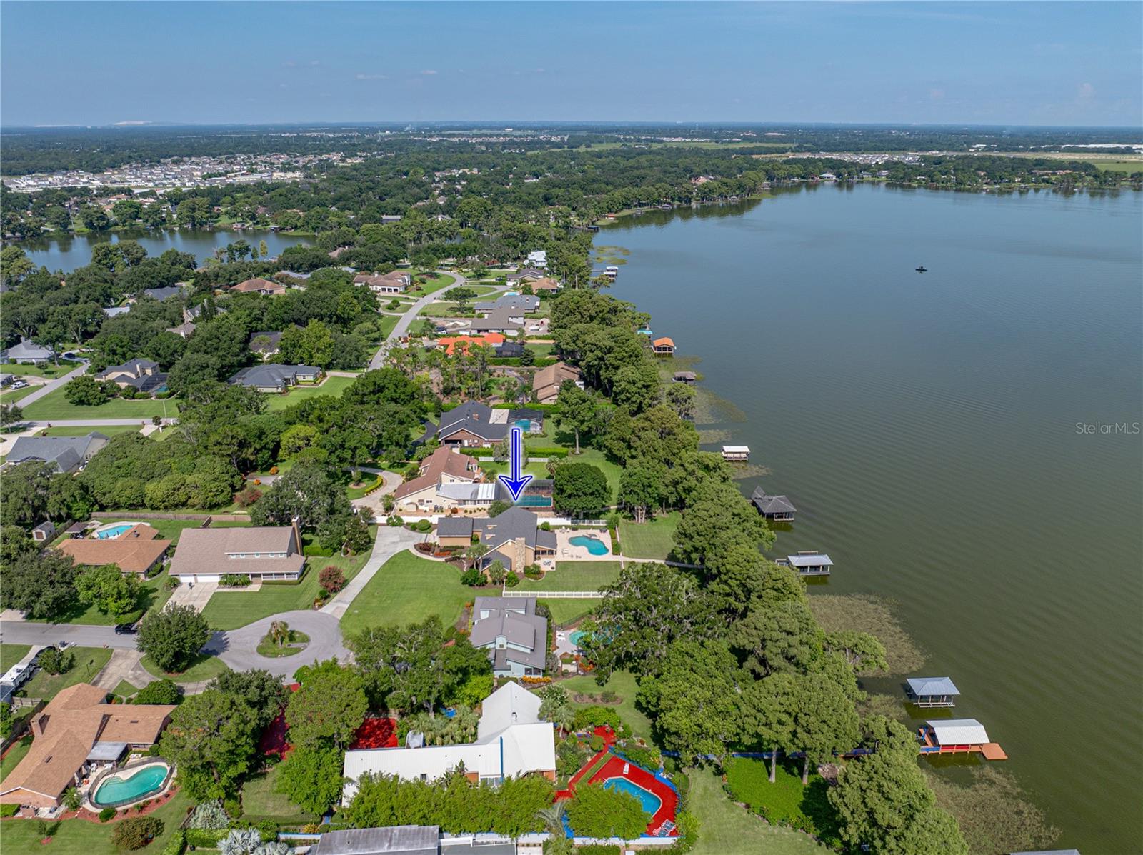 1123 CYPRESS PT W