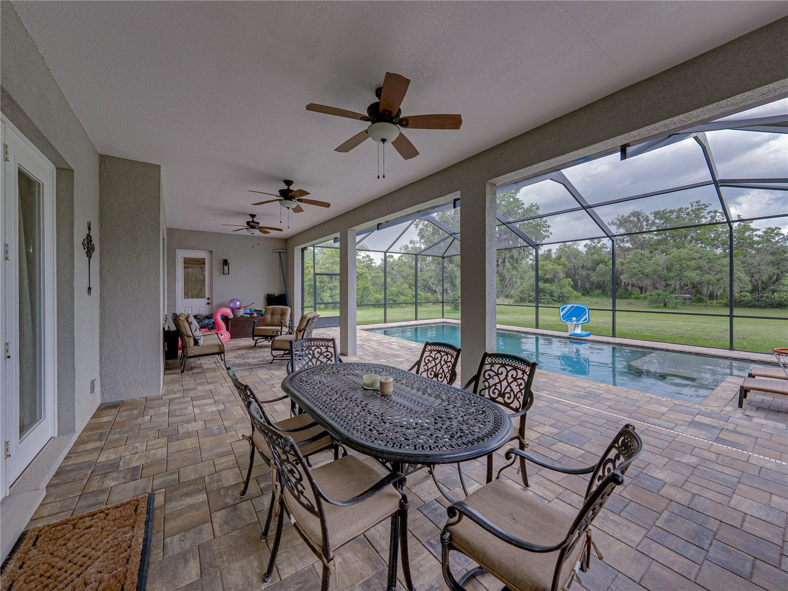 3985 MAMMOTH GROVE RD