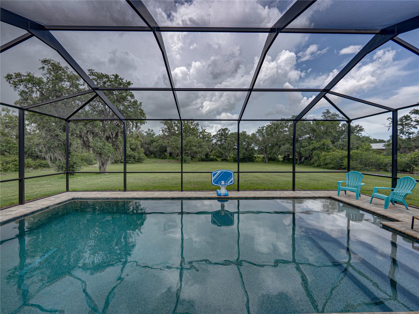 3985 MAMMOTH GROVE RD