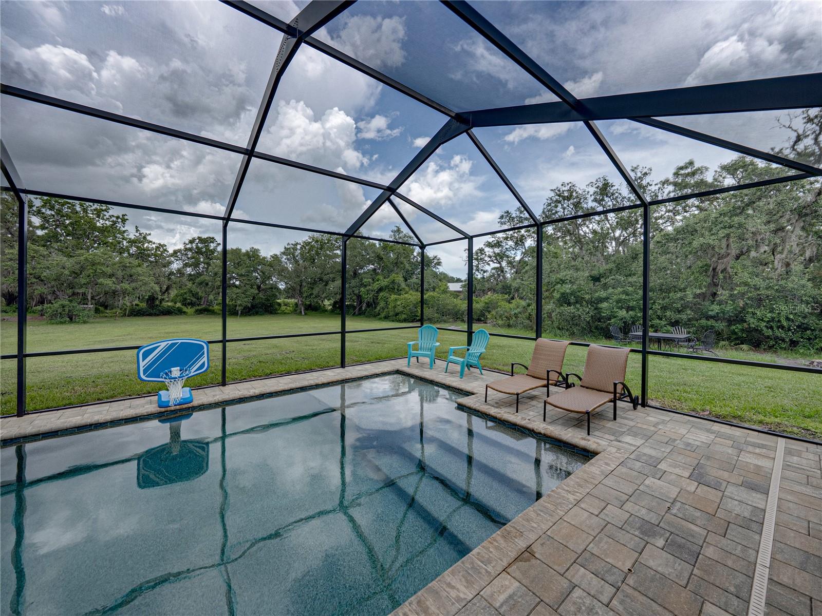 3985 MAMMOTH GROVE RD