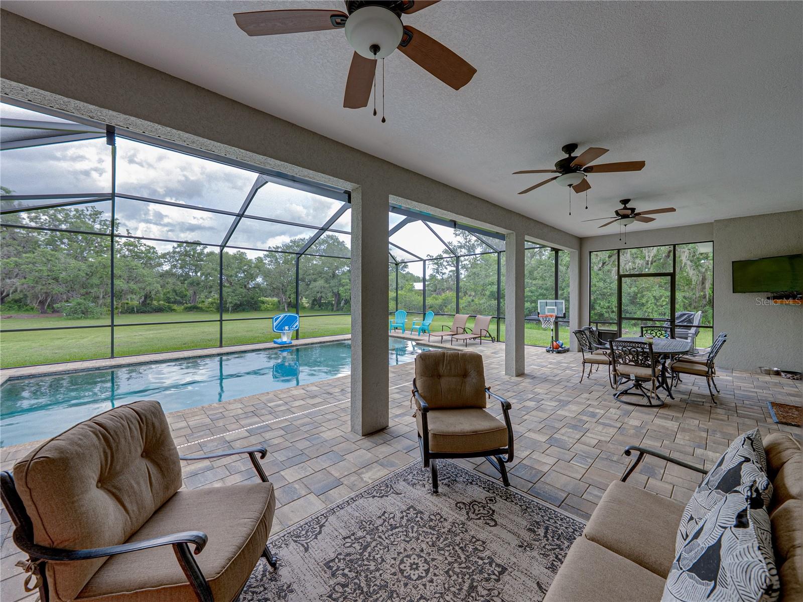 3985 MAMMOTH GROVE RD