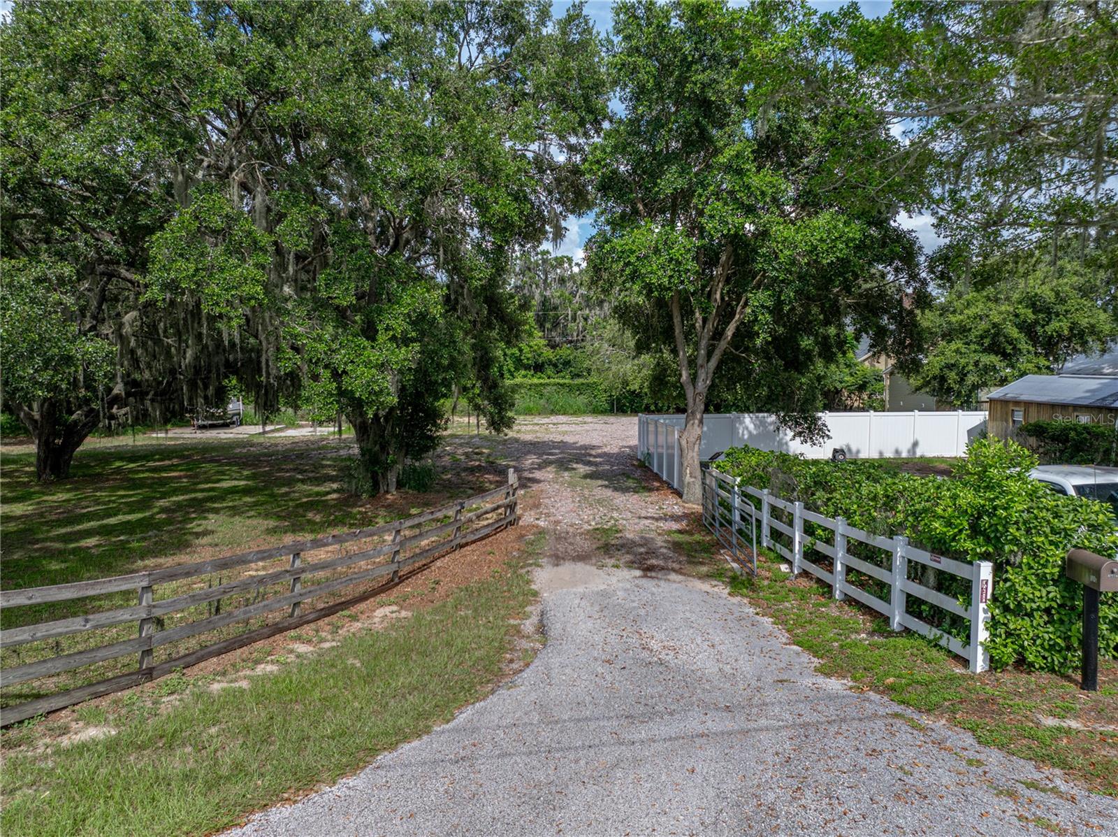 914 MANGHAM RD