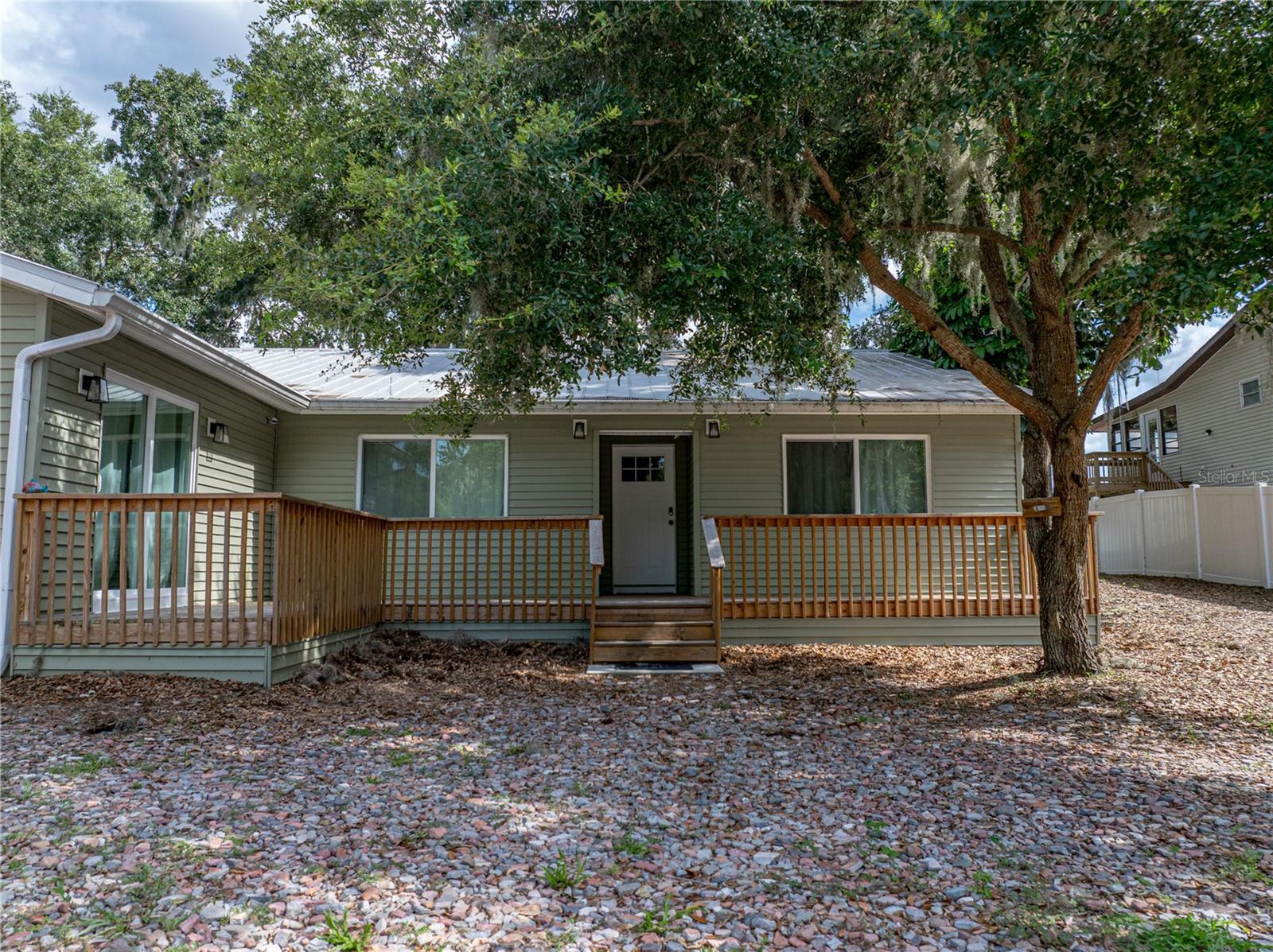 914 MANGHAM RD