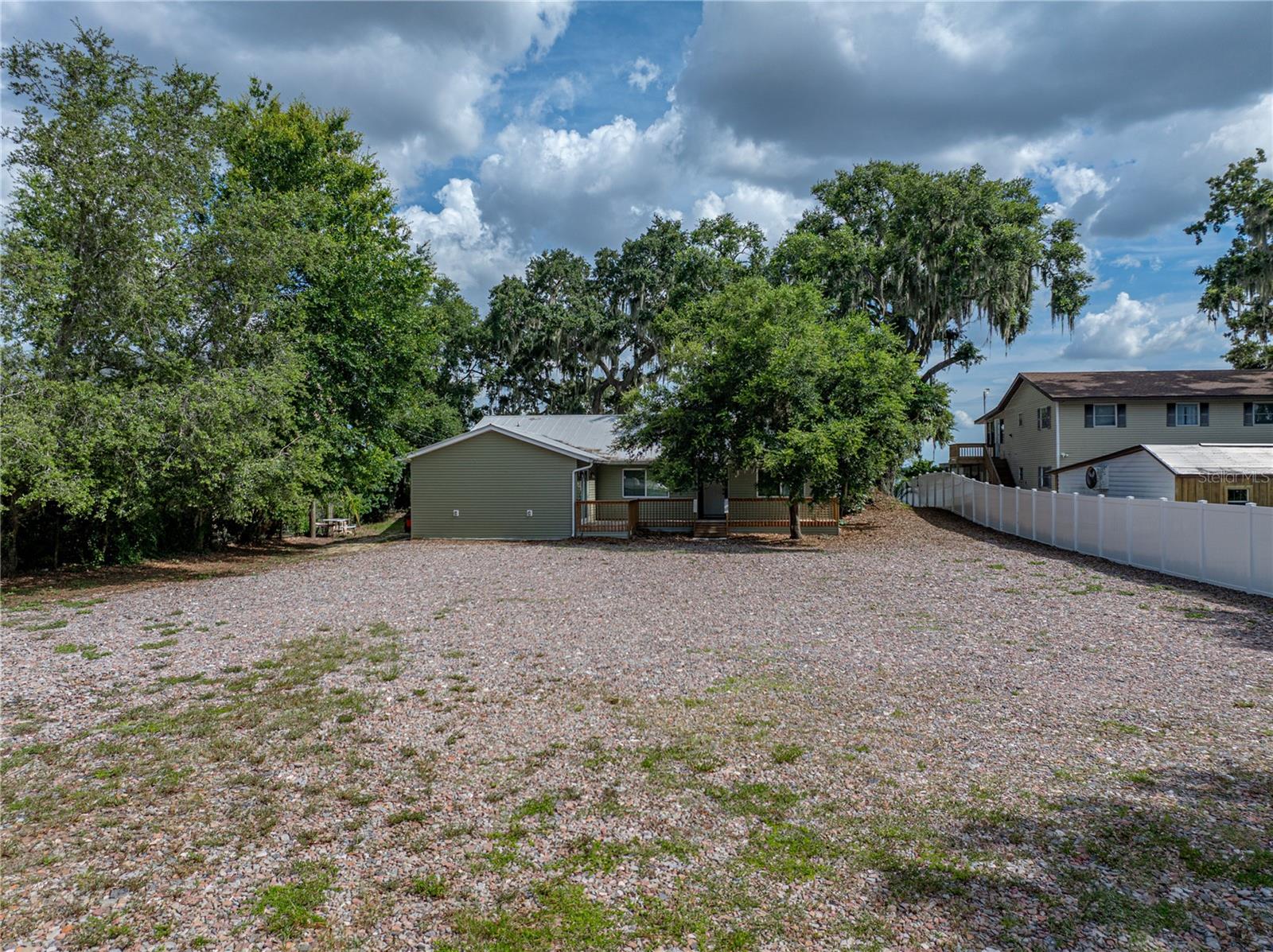 914 MANGHAM RD