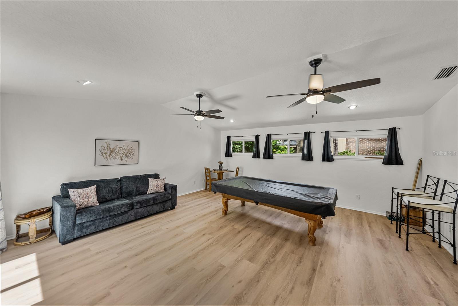 914 MANGHAM RD