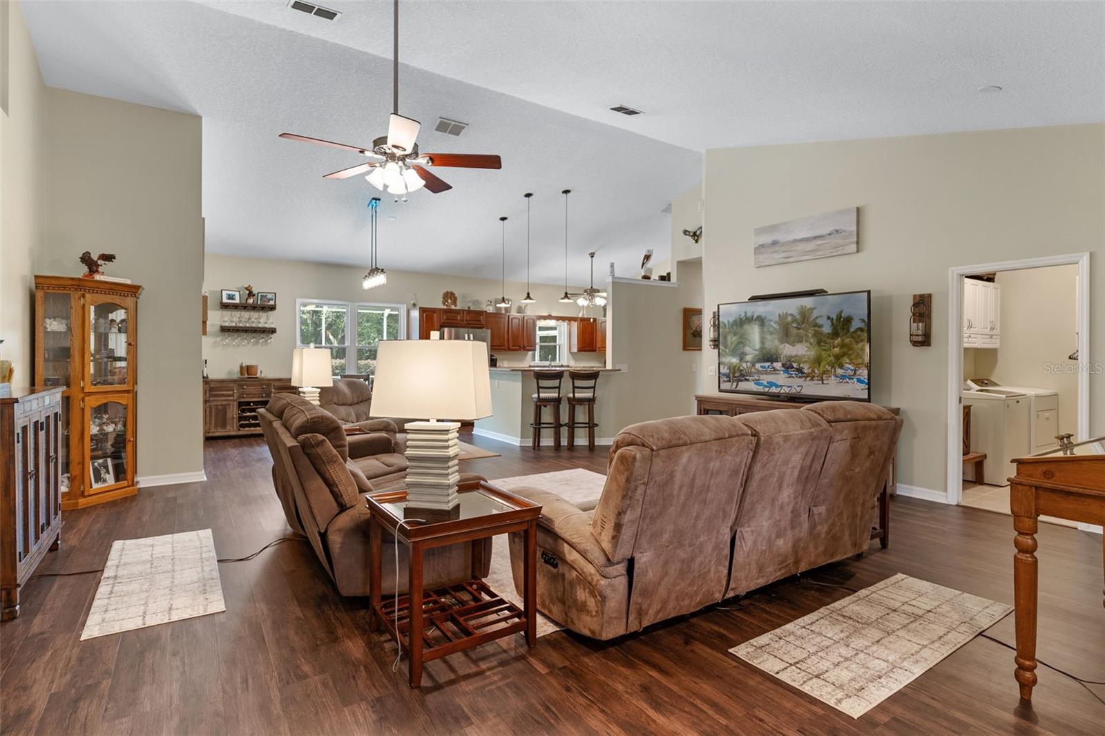 89 PINE FOREST LN