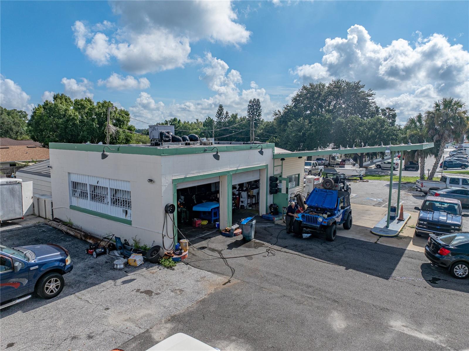 2995 CYPRESS GARDENS RD