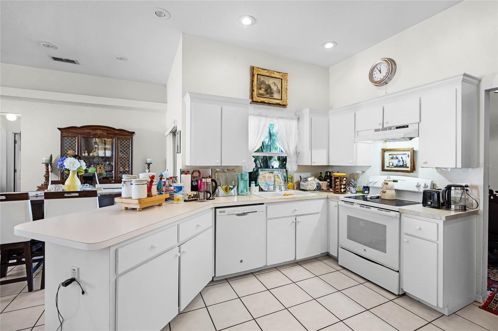 131 RUBY LAKE DR