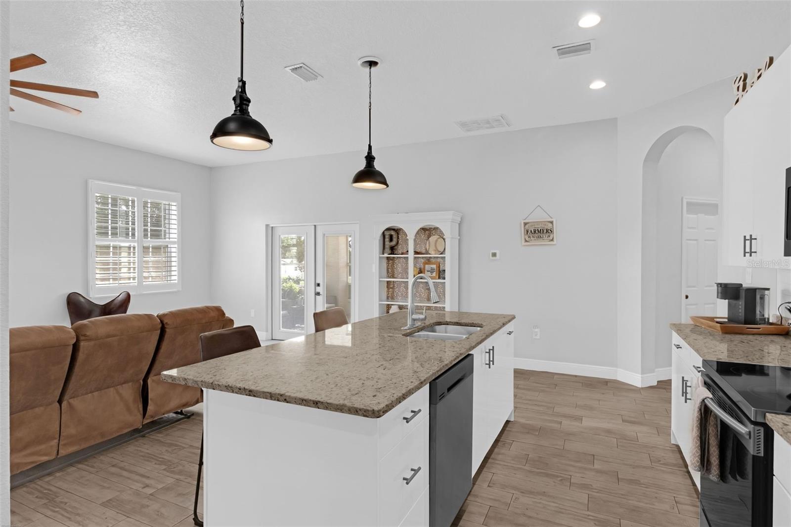 2548 OLD GROVE TRL