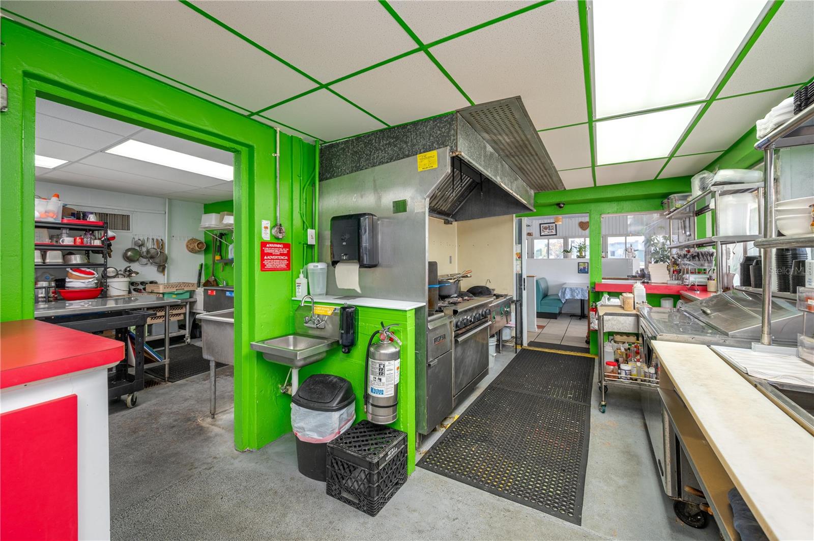 114 W CENTRAL AVE