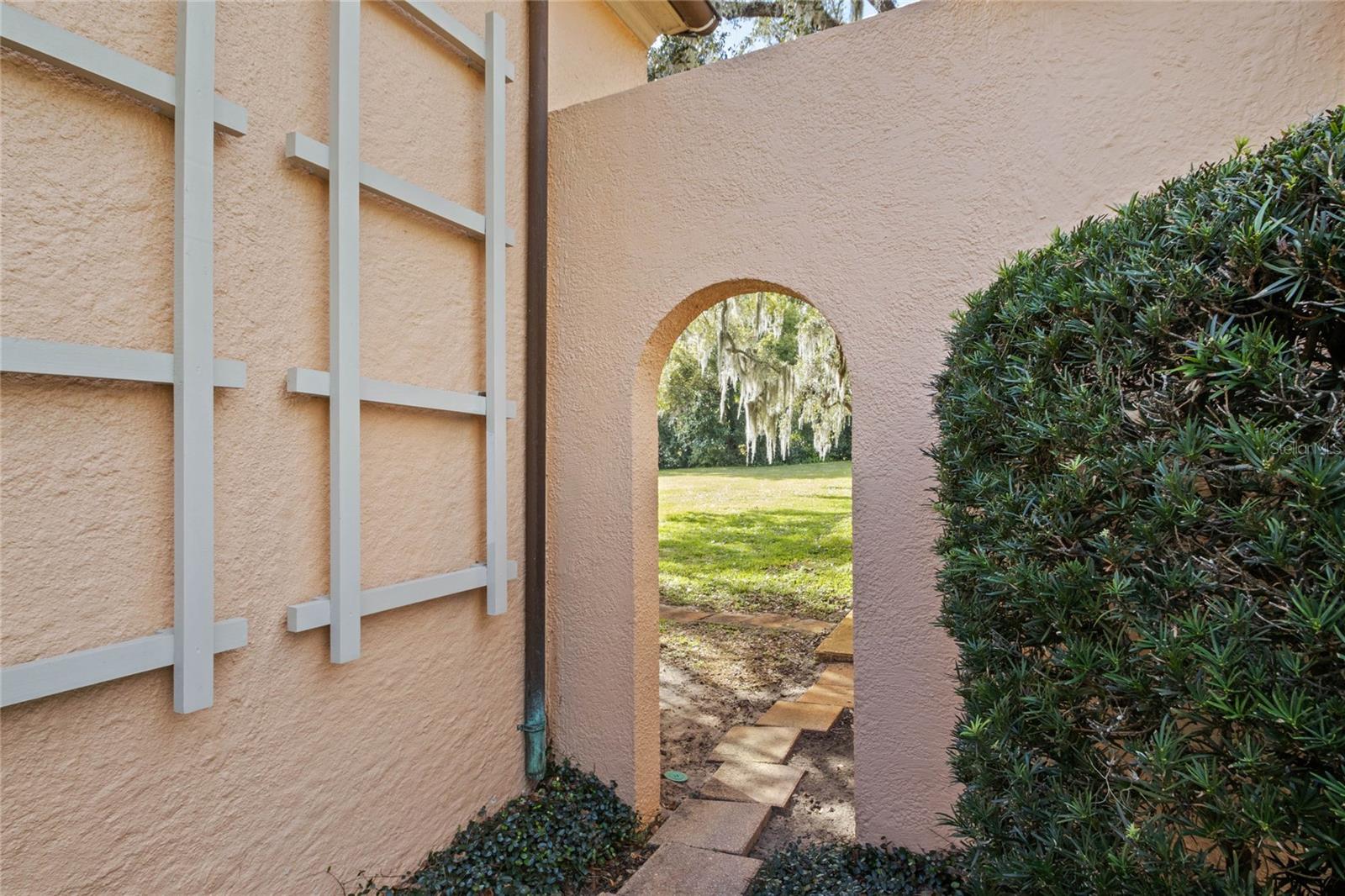 2300 N SCENIC HWY #37