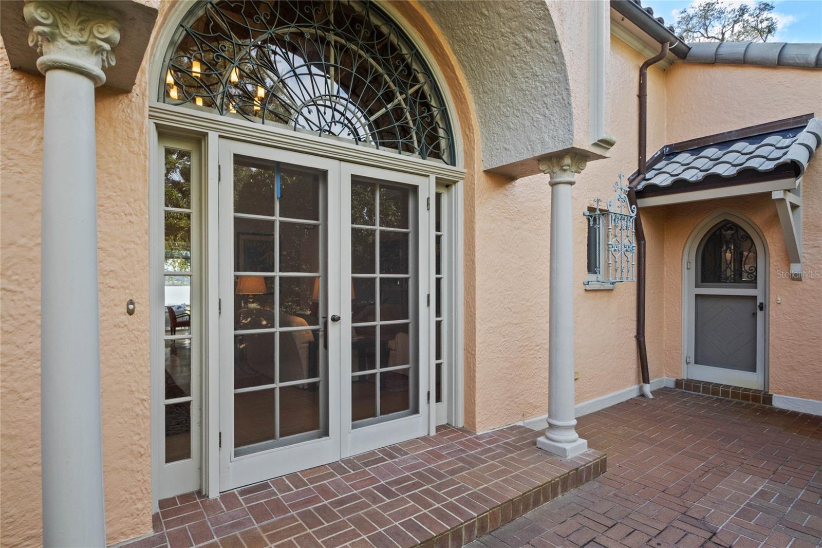 2300 N SCENIC HWY #37