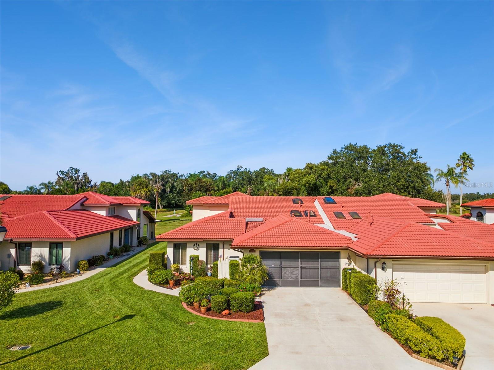 2697 CLUBHOUSE DR