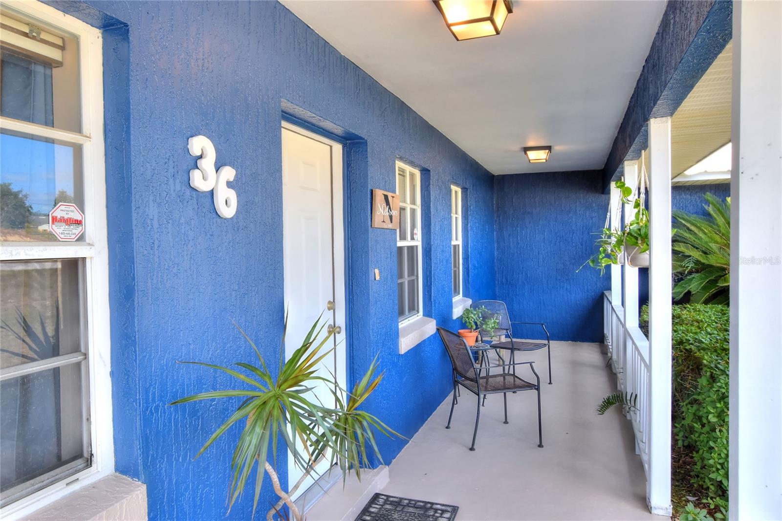 36 FAIRWAY DR