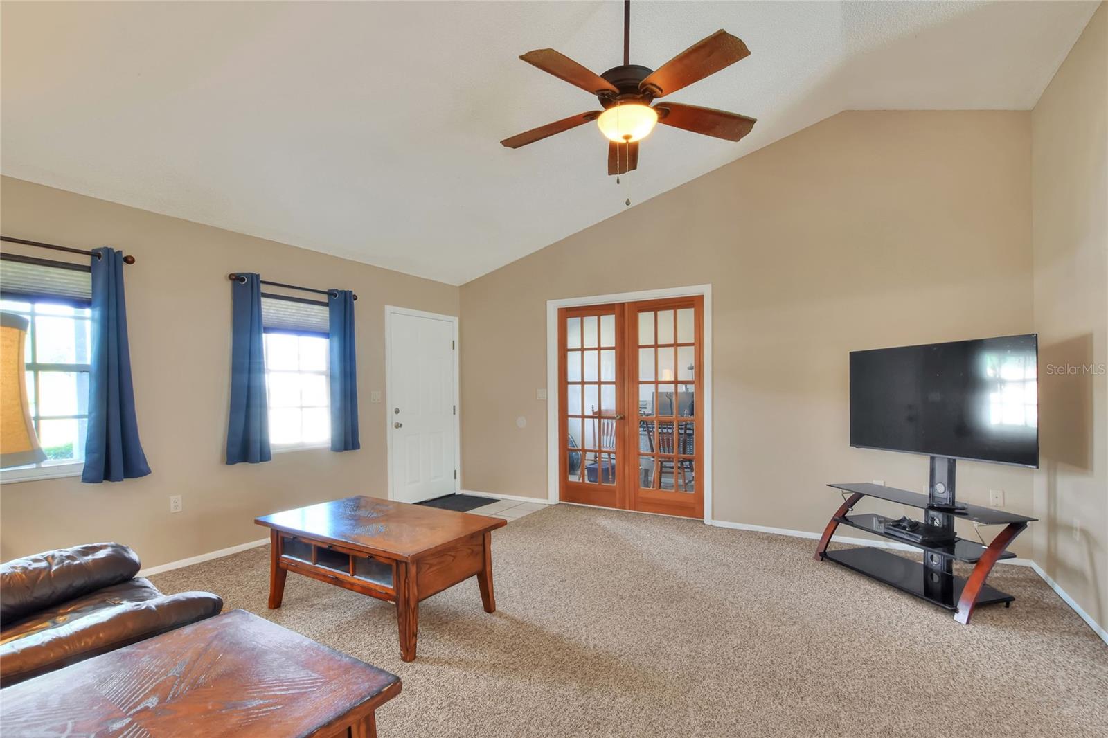 36 FAIRWAY DR