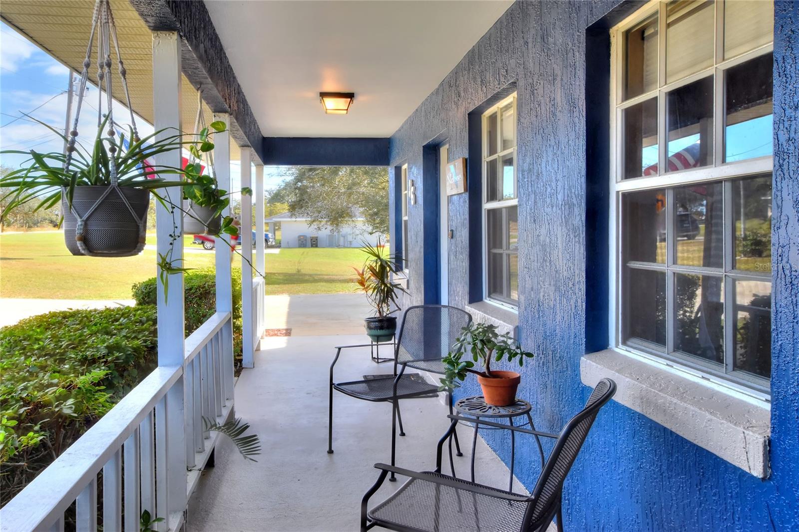 36 FAIRWAY DR