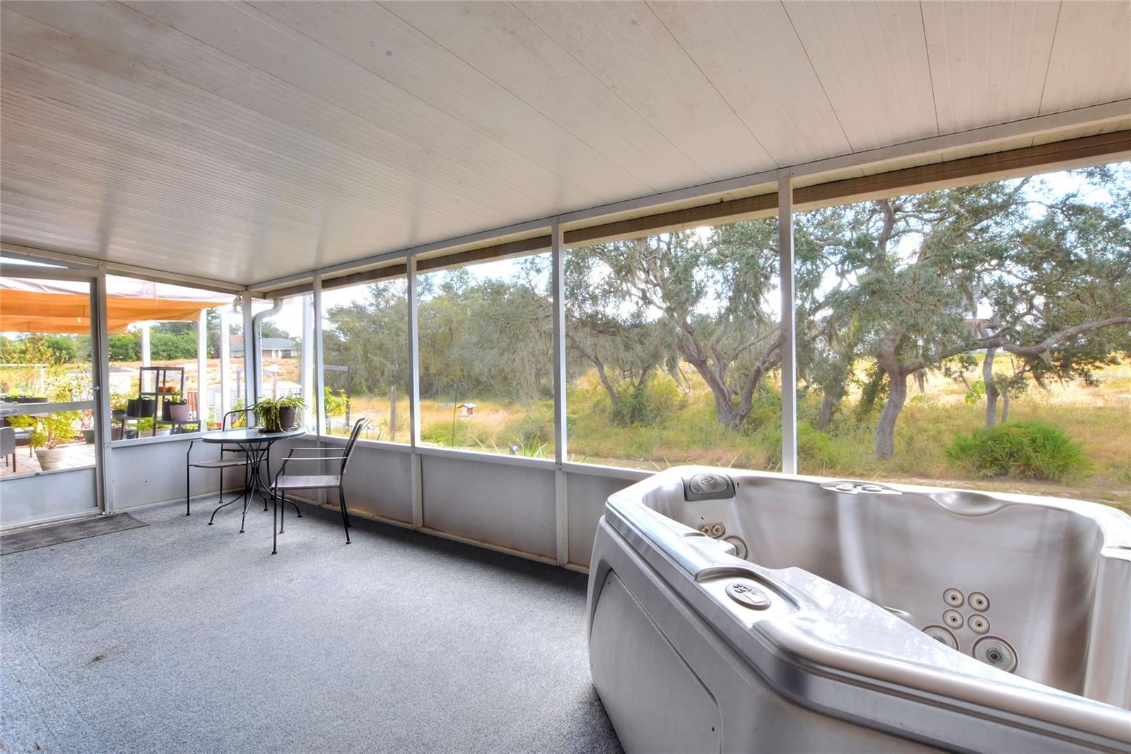 36 FAIRWAY DR