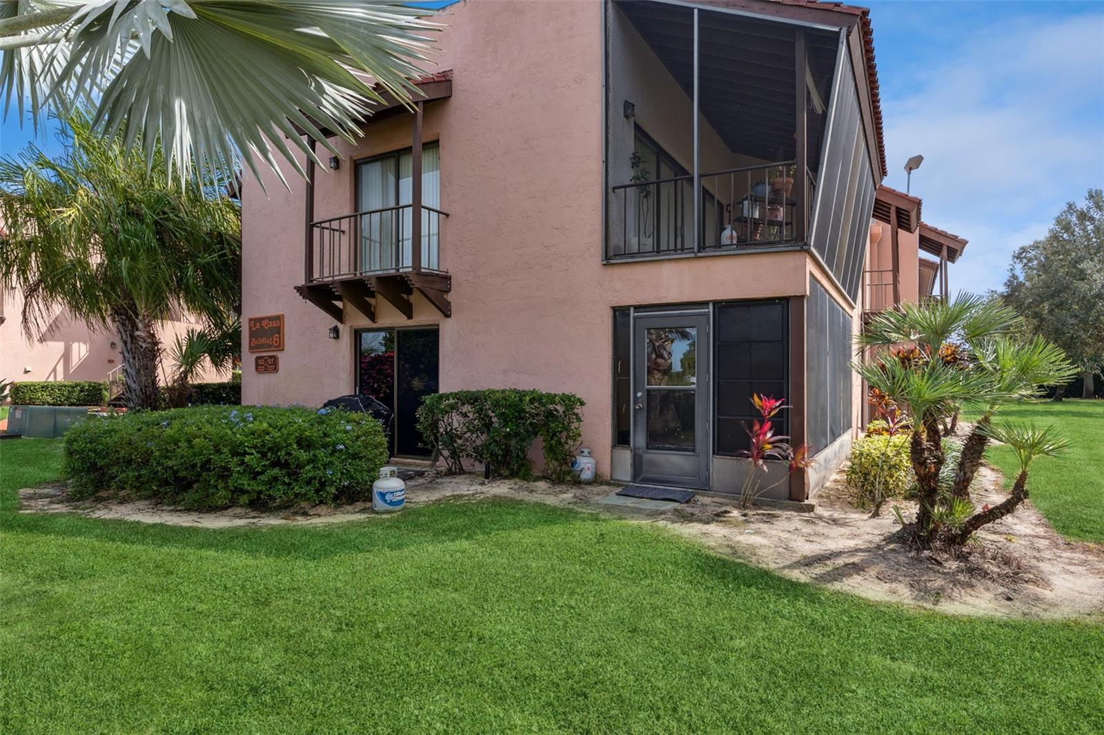 127 LA CASA #6