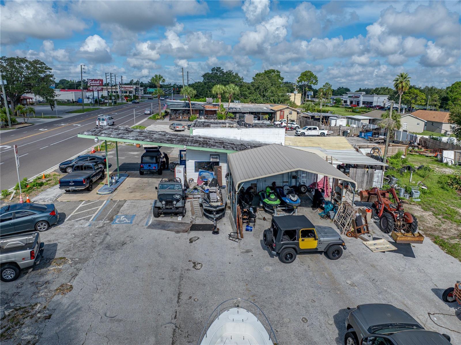 3001 CYPRESS GARDENS RD