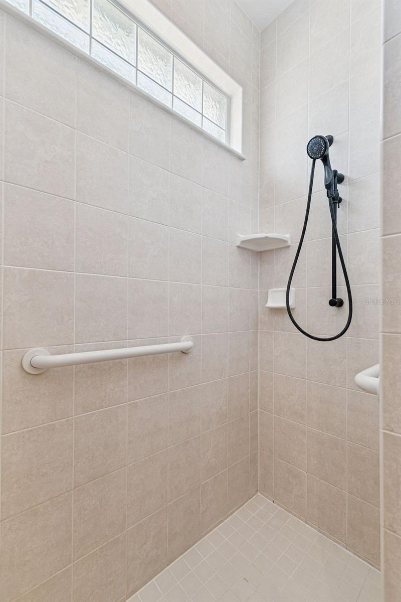 8107 LAKE JAMES BLVD